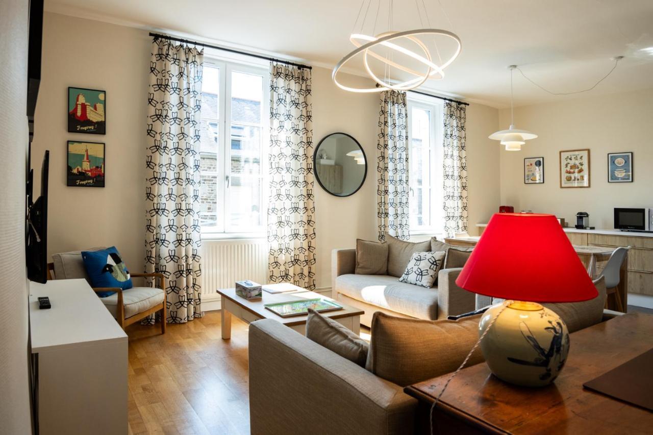 Bel Appartement, Bien Equipe Et Confortable Dans Le Centre Historique Fougères Exteriör bild