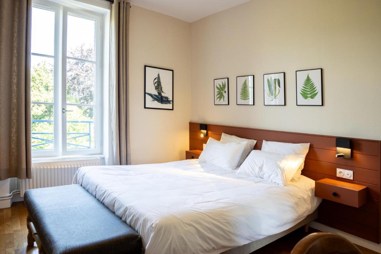 Bel Appartement, Bien Equipe Et Confortable Dans Le Centre Historique Fougères Exteriör bild